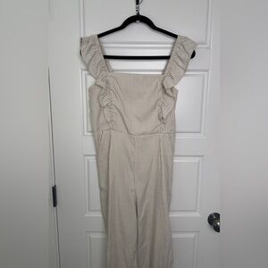 BWT Gap Cream Striped Romper (Size 6)